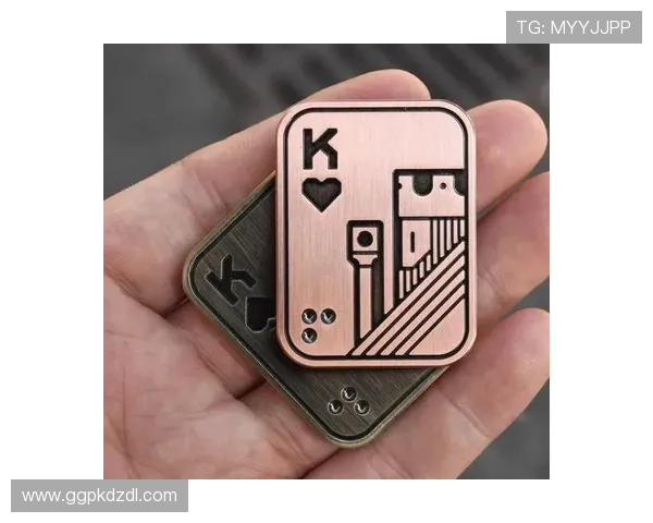 掌握德州扑克玩法技巧：提升胜率的实用方法与心理战技巧详解